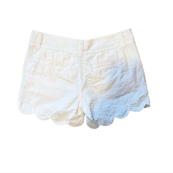 Lily Pulitzer White Buttercup Scalloped Shorts Size 00 - Picture 5 of 6